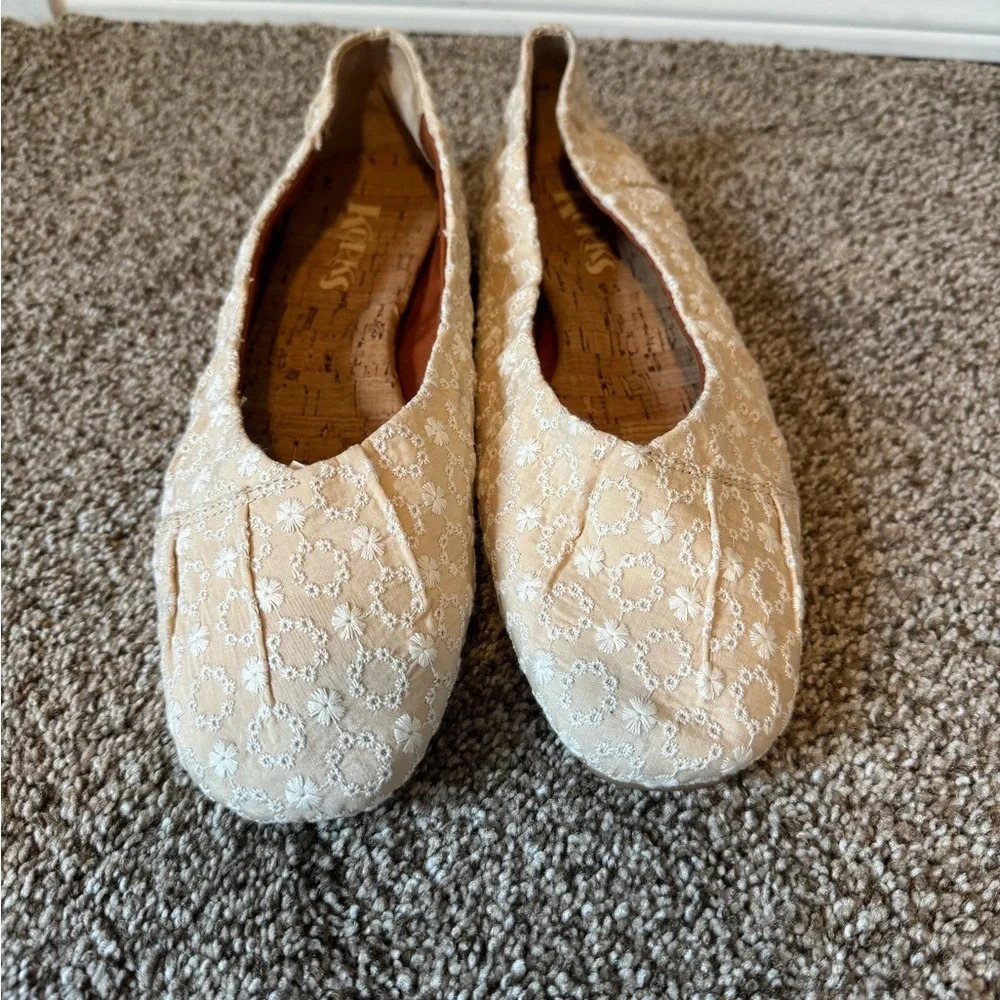 Korks Palmer Ballet Flat Eyelet Fabric Square Toe Size 8.5 Womens - Picture 2 of 10